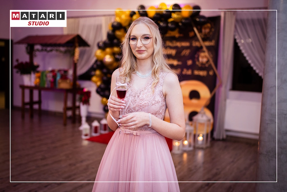 Osiemnastka we Włocławku - profesjonalne zdjęcia imprezowe