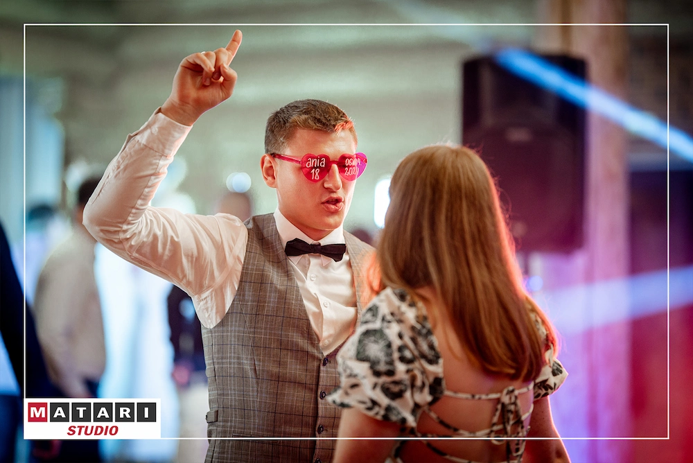 Kamerzysta na osiemnastkę w Bydgoszczy - ujęcia z imprezy