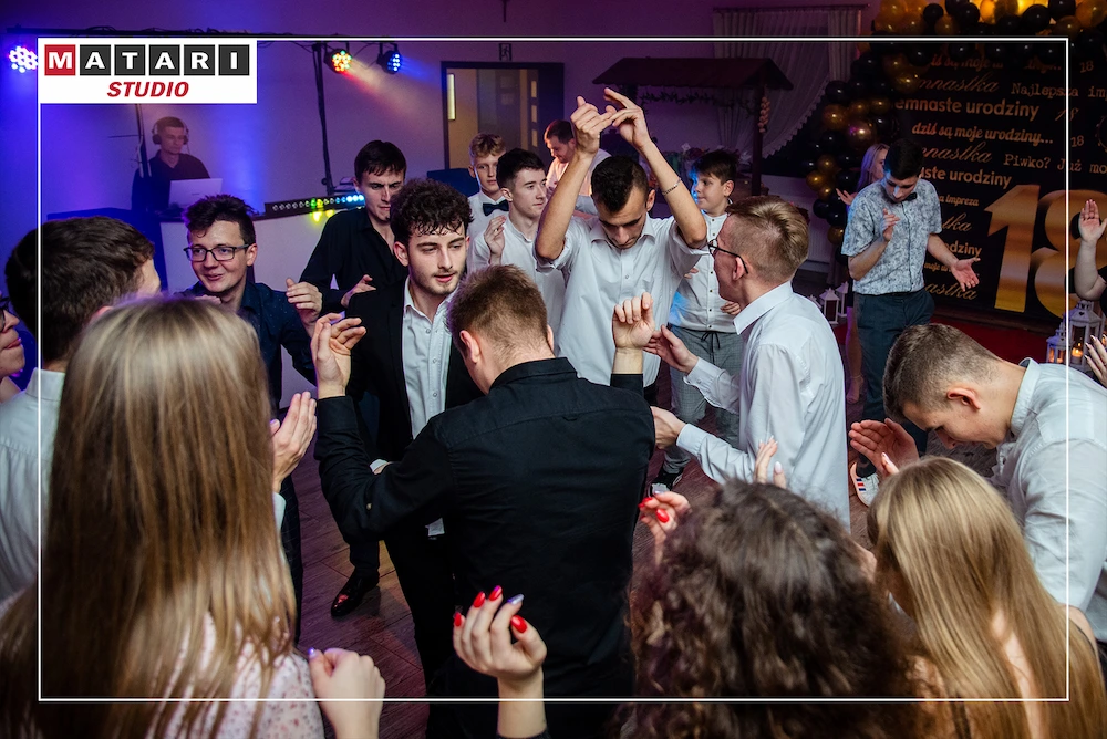 Fotograf na osiemnastkę w Świeciu - spontaniczne zdjęcia