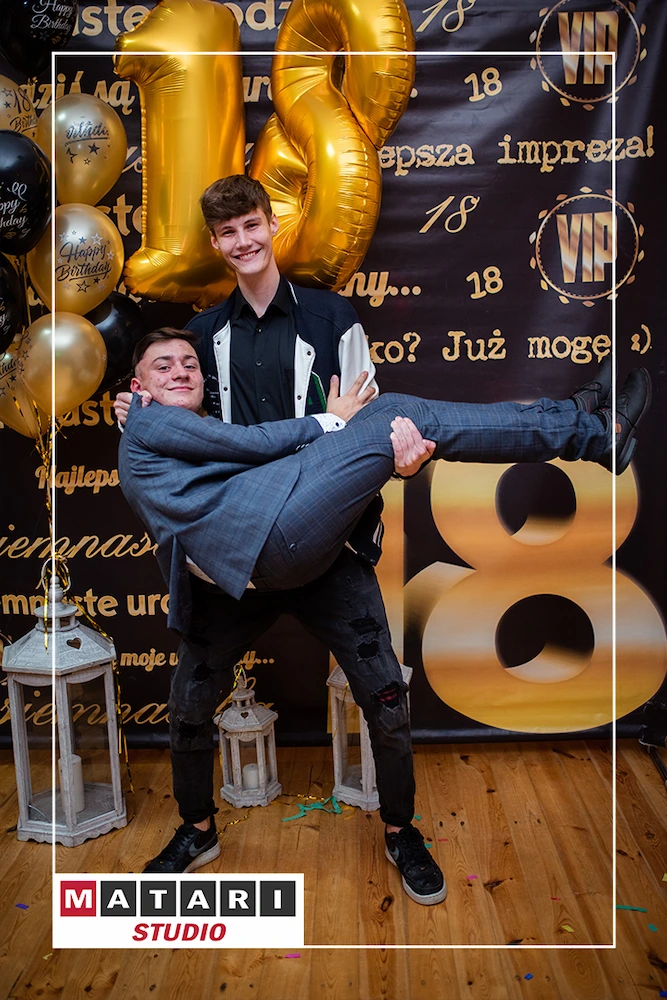 Fotograf na osiemnastkę w Bydgoszczy - portret jubilata