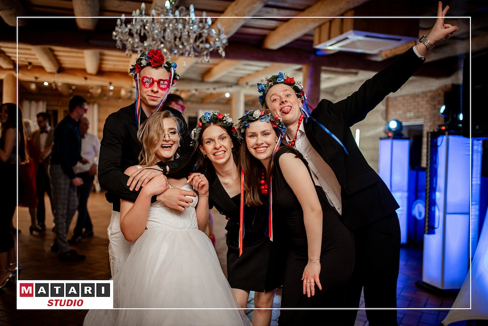 Fotograf na osiemnastkę w Inowrocławiu - radosne ujęcia