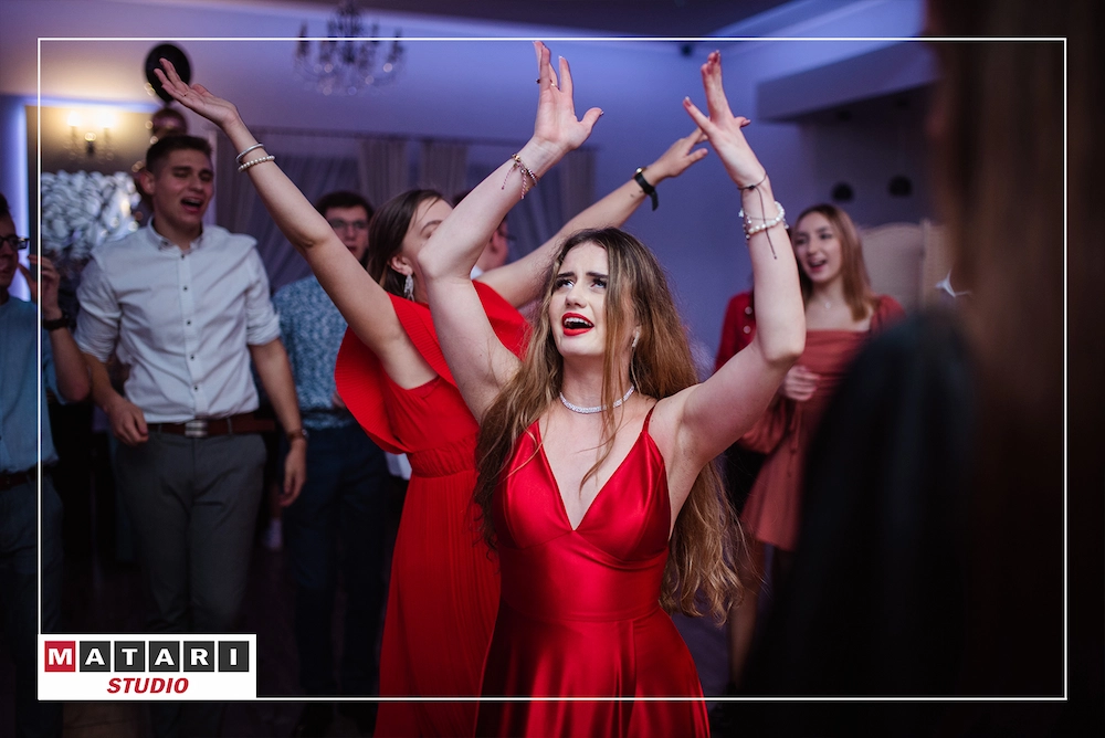 Kamerzysta na osiemnastkę w Bydgoszczy - emocje na parkiecie