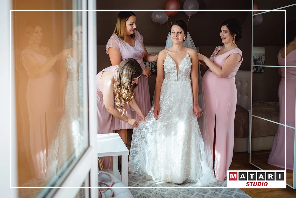 Detale kwiatów ślubnych na profesjonalnej fotografii