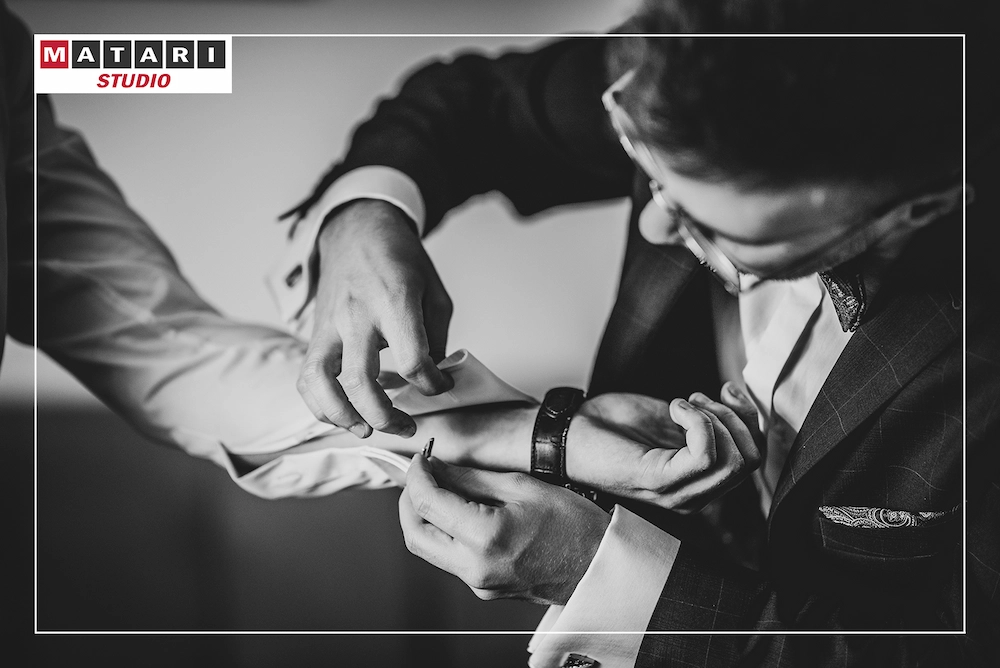 Panna Młoda w trakcie przygotowań uchwycona przez fotografa