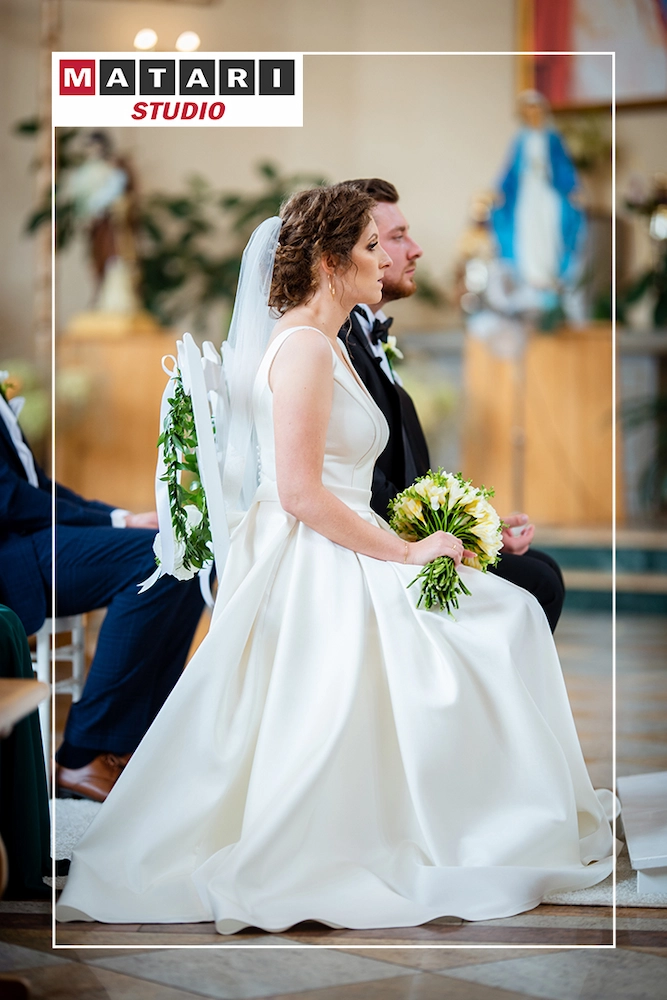 Kamerzysta na wesele rejestruje wzruszającą przysięgę Pary Młodej