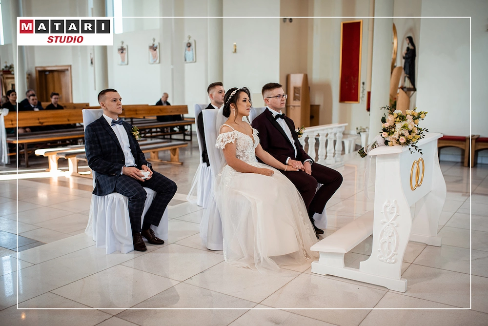 Kamerzysta na wesele uwiecznia wzruszenie rodziców