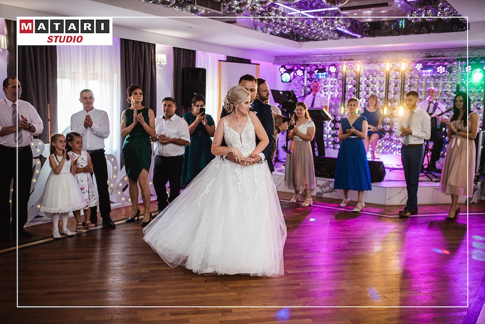 Dekoracje sali weselnej w romantycznym stylu