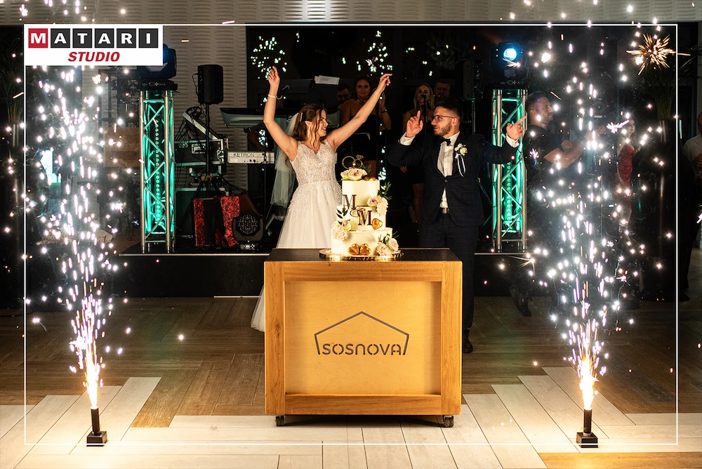 Romantyczny moment Pary Młodej na weselu