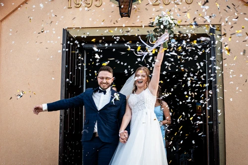 Fotografia weselna w Brodnicy – niezapomniane ujęcia w malowniczej scenerii.